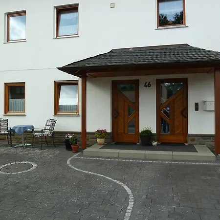 Auel Apartment *